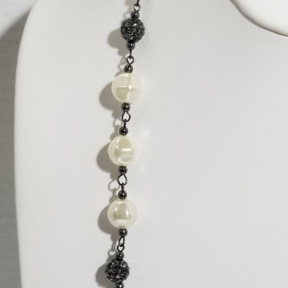 LC faux pearl black rhinestone ball 34" necklace 1.1635 2" e - Picture 6 of 14